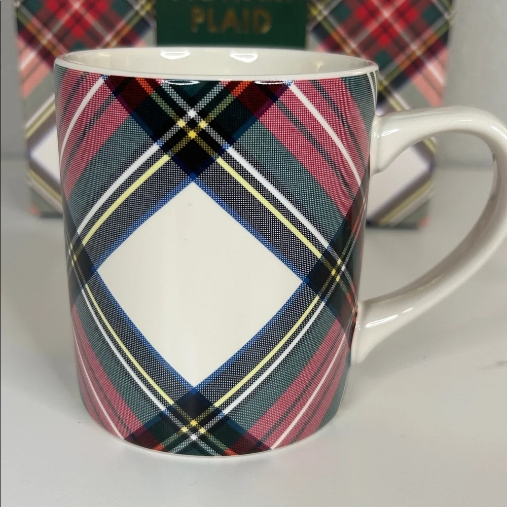 Pottery Barn Stewart‎ Plaid Set of 4 Coffee Tea Classic Festive Mugs New in Box!